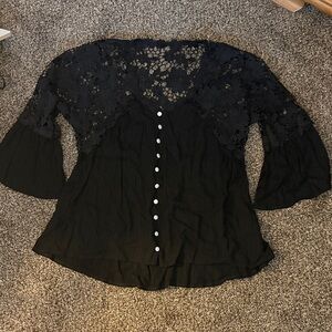 💚5 for $20💚Black Lace Pheasant Top
